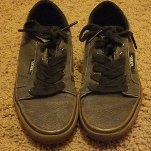 Unisex youth Van's size 12.5 gray/gum color